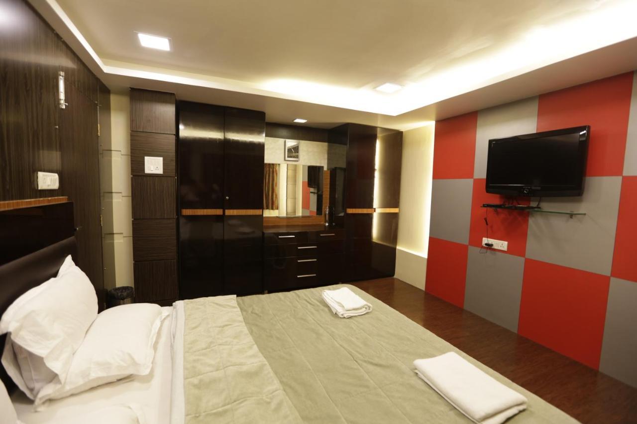 Hotel Metro Palace Bombay Eksteriør billede