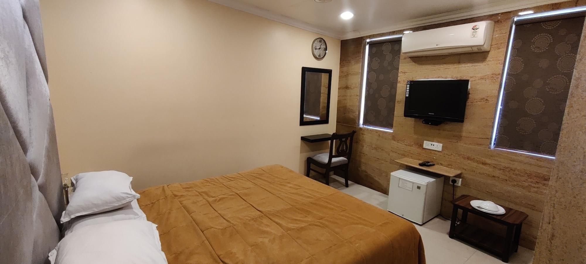 Hotel Metro Palace Bombay Eksteriør billede