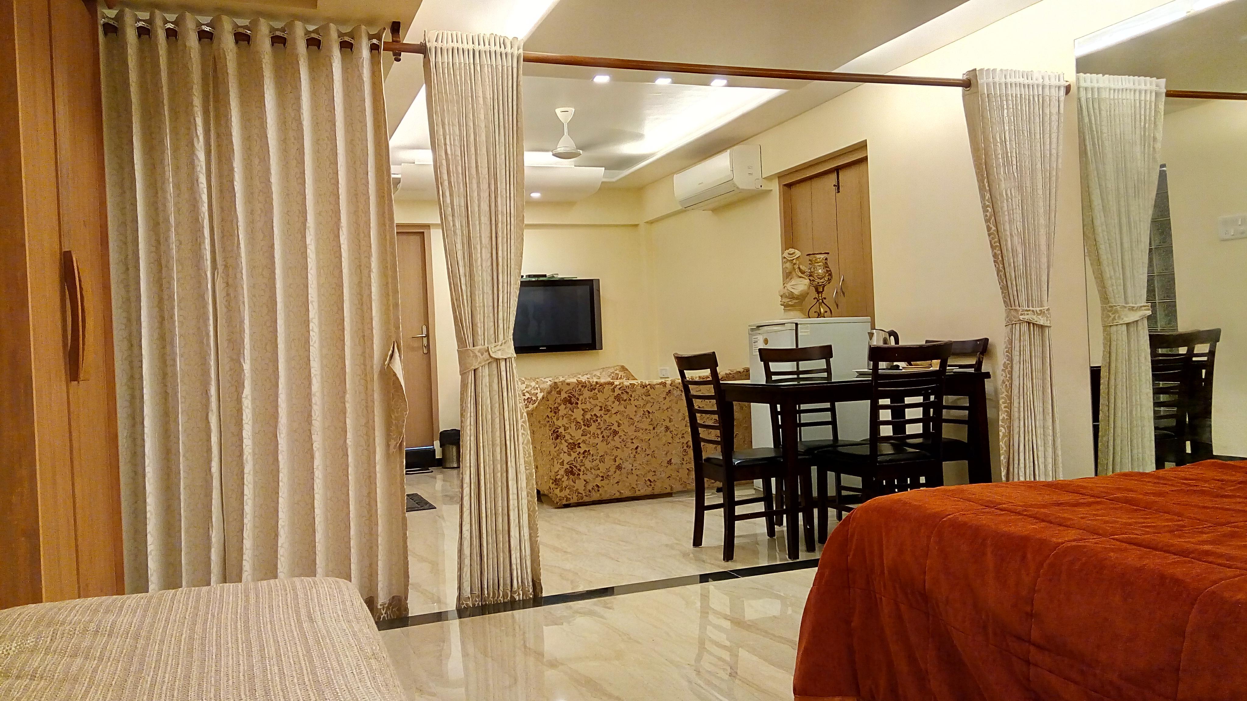 Hotel Metro Palace Bombay Eksteriør billede