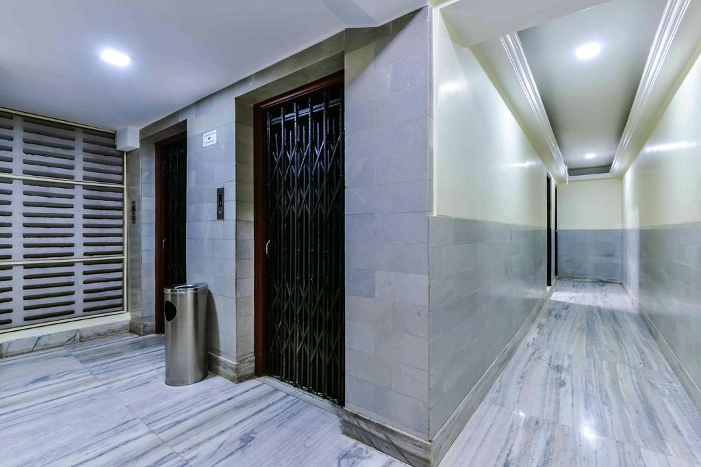Hotel Metro Palace Bombay Eksteriør billede